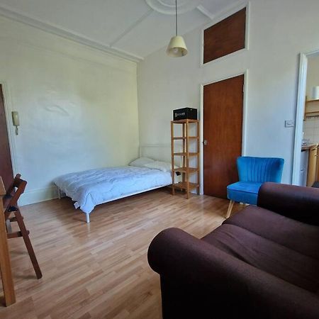 Bright Well Located Studio Flat London Luaran gambar